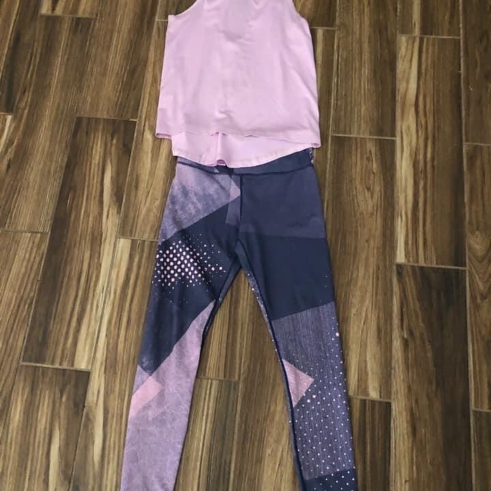 Zyia blue/pink outfit